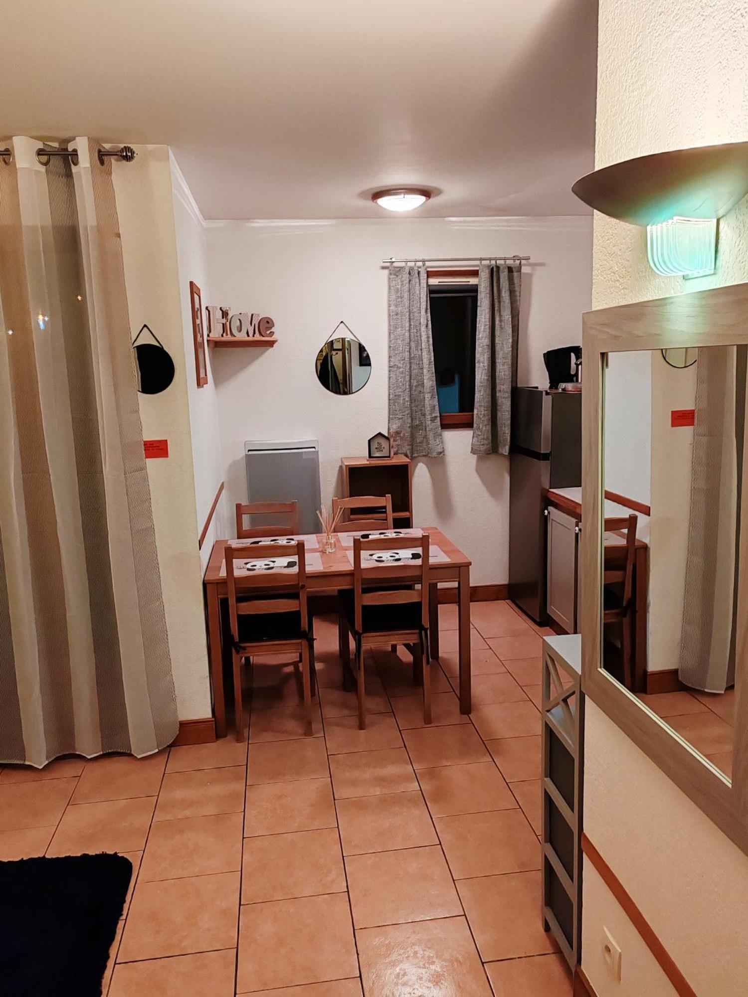 Joli Appart 4 Personnes Au Pied Des Pistes Balcon オルシエール エクステリア 写真